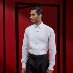 The Classic Tuxedo Shirt in White